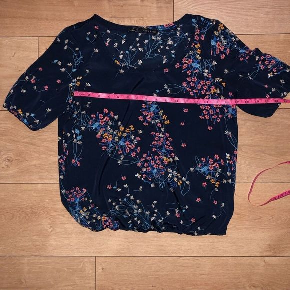 Zara Navy Floral Puff Sleeve Elastic Waist Blouse Top Size Medium - Picture 8 of 10